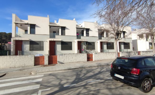 Bloc de pisos Mas Codina - constructora habitatges